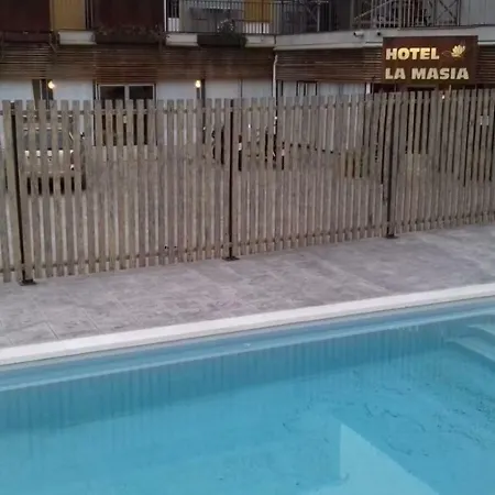 La Masia Hotel *