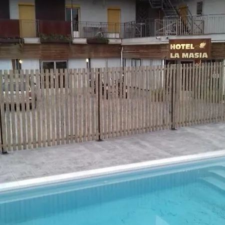 La Masia Hotel *